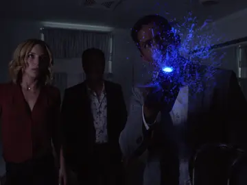 Cómo elaborar una linterna ultravioleta con el móvil para encontrar sangre Cómo elaborar una linterna ultravioleta con el móvil para encontrar sangre