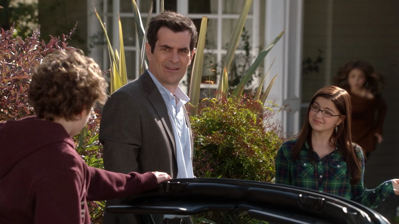 El nuevo deportivo de Phil Modern family