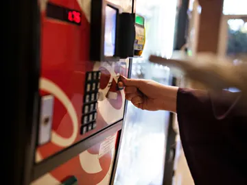 El mejor postre de todo Japón sólo está disponible ¿en una máquina expendedora? El mejor postre de todo Japón sólo está disponible ¿en una máquina expendedora?