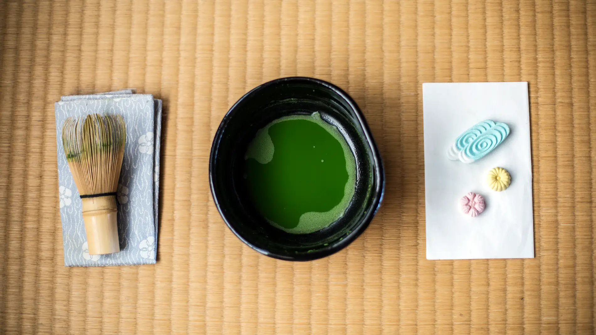 ¿Por qué recibes té y dulces si vas a un balneario japonés? El motivo está vinculado a la seguridad