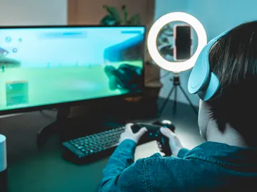 Streamer Streamer