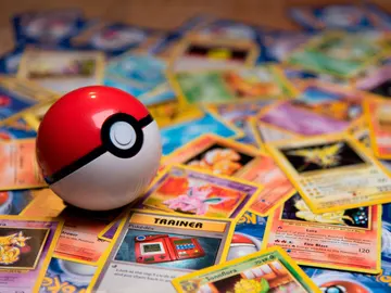 El truco para arreglar rápidamente las cartas coleccionables dañadas El truco para arreglar rápidamente las cartas coleccionables dañadas