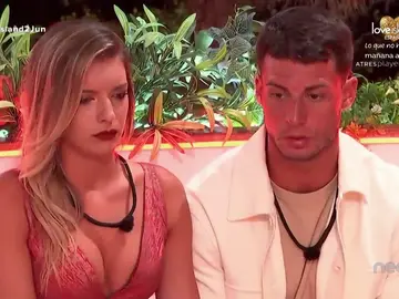 Máxima tensión en la villa cuando los fans deciden qué isleñas pueden tener que abandonar Love island Máxima tensión en la villa cuando los fans deciden qué isleñas pueden tener que abandonar Love island