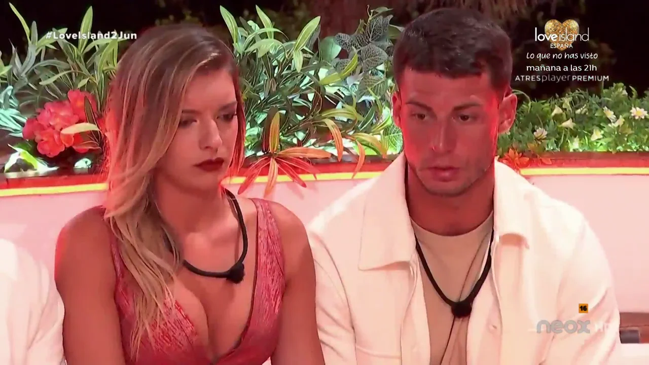 Máxima tensión en la villa cuando los fans deciden qué isleñas pueden tener que abandonar Love island Máxima tensión en la villa cuando los fans deciden qué isleñas pueden tener que abandonar Love island