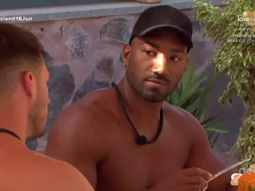 "Pasaron cosas íntimas": Luis alucina con el doble juego de Rafa "Pasaron cosas íntimas": Luis alucina con el doble juego de Rafa