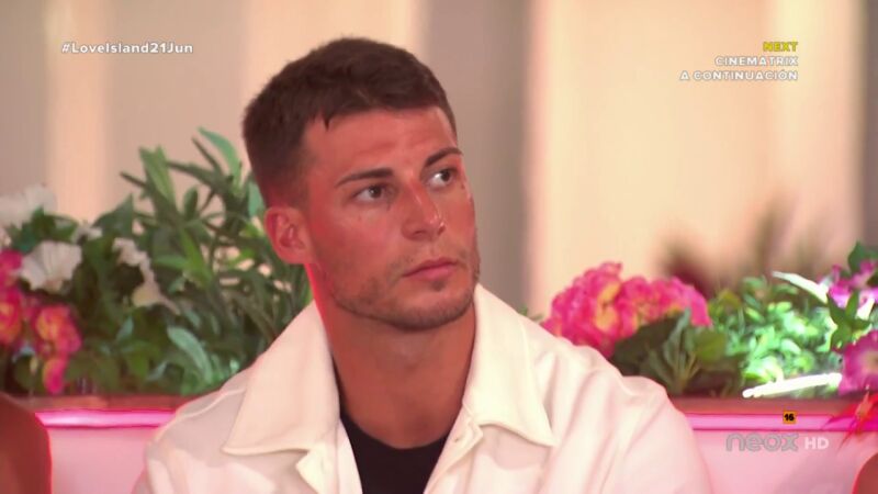 El botón rojo condena a Rafa que acaba expulsado con el porcentaje más alto de 'Love island'