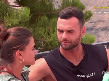 Ruth y Alberto demuestran la gran química que existe entre ellos Ruth y Alberto demuestran la gran química que existe entre ellos