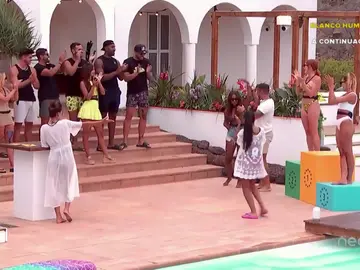 La reacción de los isleños al conocer los resultados del ranking de los premios ‘Los más…’ La reacción de los isleños al conocer los resultados del ranking de los premios ‘Los más…’