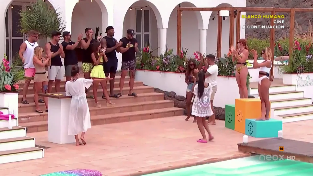 La reacción de los isleños al conocer los resultados del ranking de los premios ‘Los más…’ La reacción de los isleños al conocer los resultados del ranking de los premios ‘Los más…’