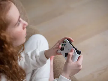 Jugando a la consola Jugando a la consola