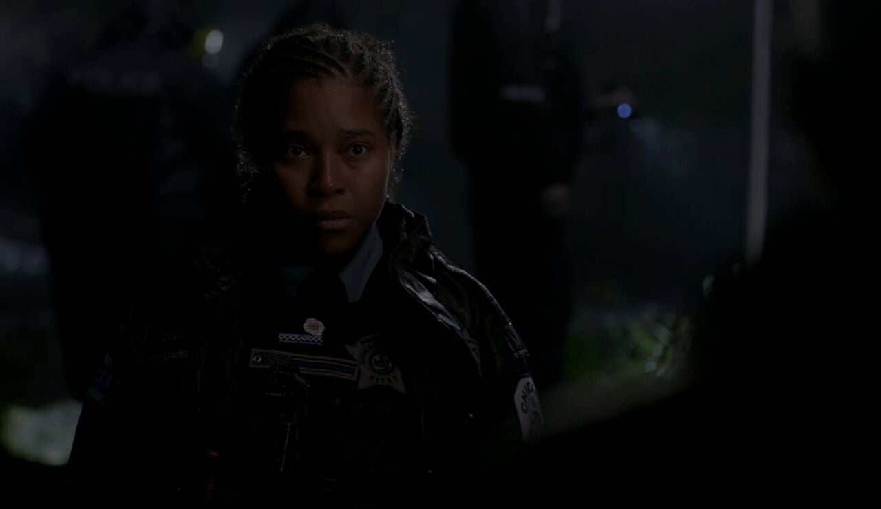 Chicago PD - Kiana decide volver a buscar a una v&iacute;ctima con ayuda de Torres