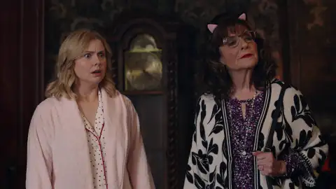 Fantasmas - Sam ve cómo sería su vida si no pudiese ver fantasmas Fantasmas - Sam ve cómo sería su vida si no pudiese ver fantasmas