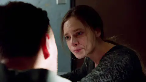 Chicap PD - Adam recibe un disparo de Callum el nieto de Richard Chicap PD - Adam recibe un disparo de Callum el nieto de Richard